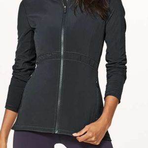 Lululemon Round trip jacket size 4
